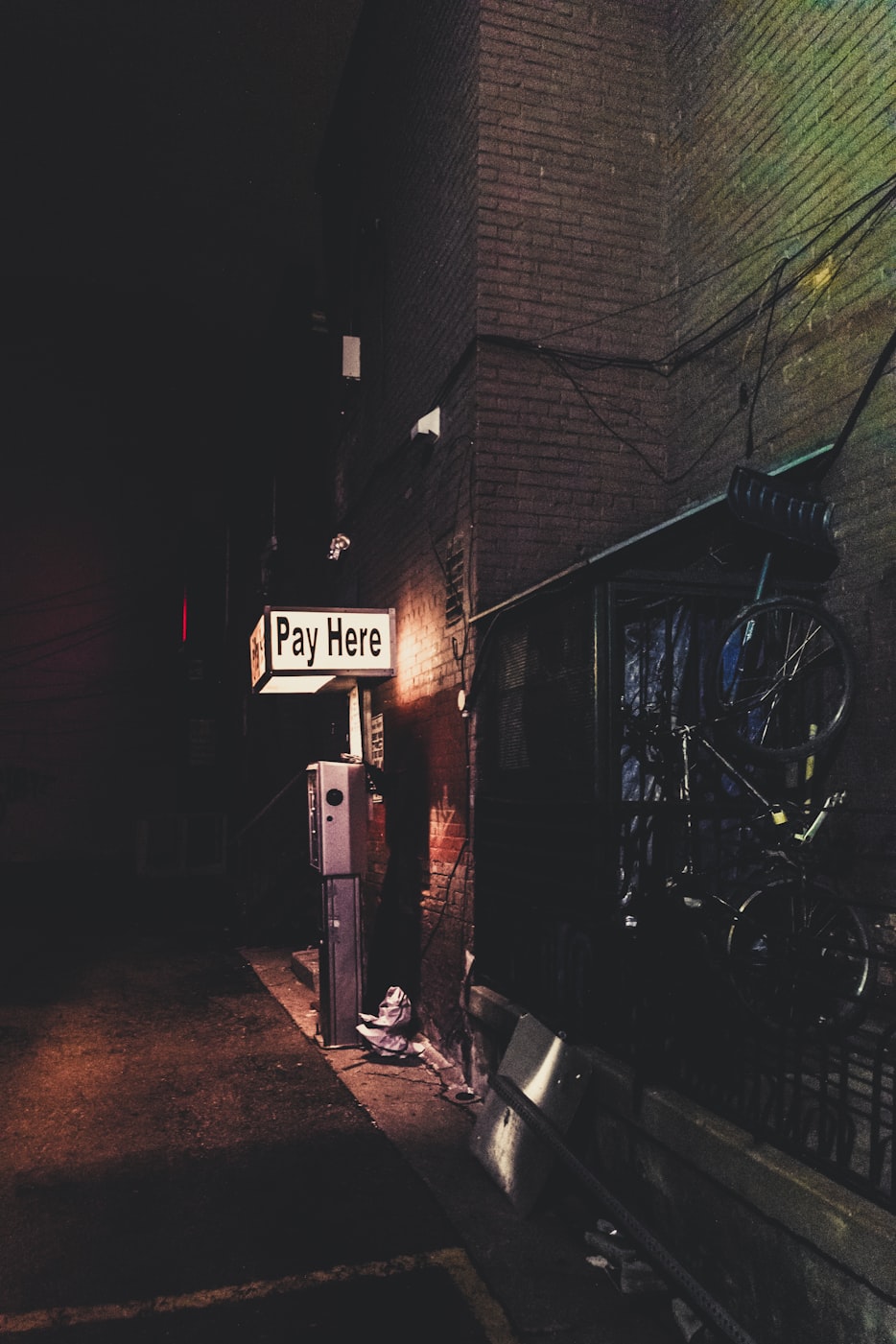 《地球之夜》影评,豆瓣评分高吗,为什么是神作,五个故事怎么理解