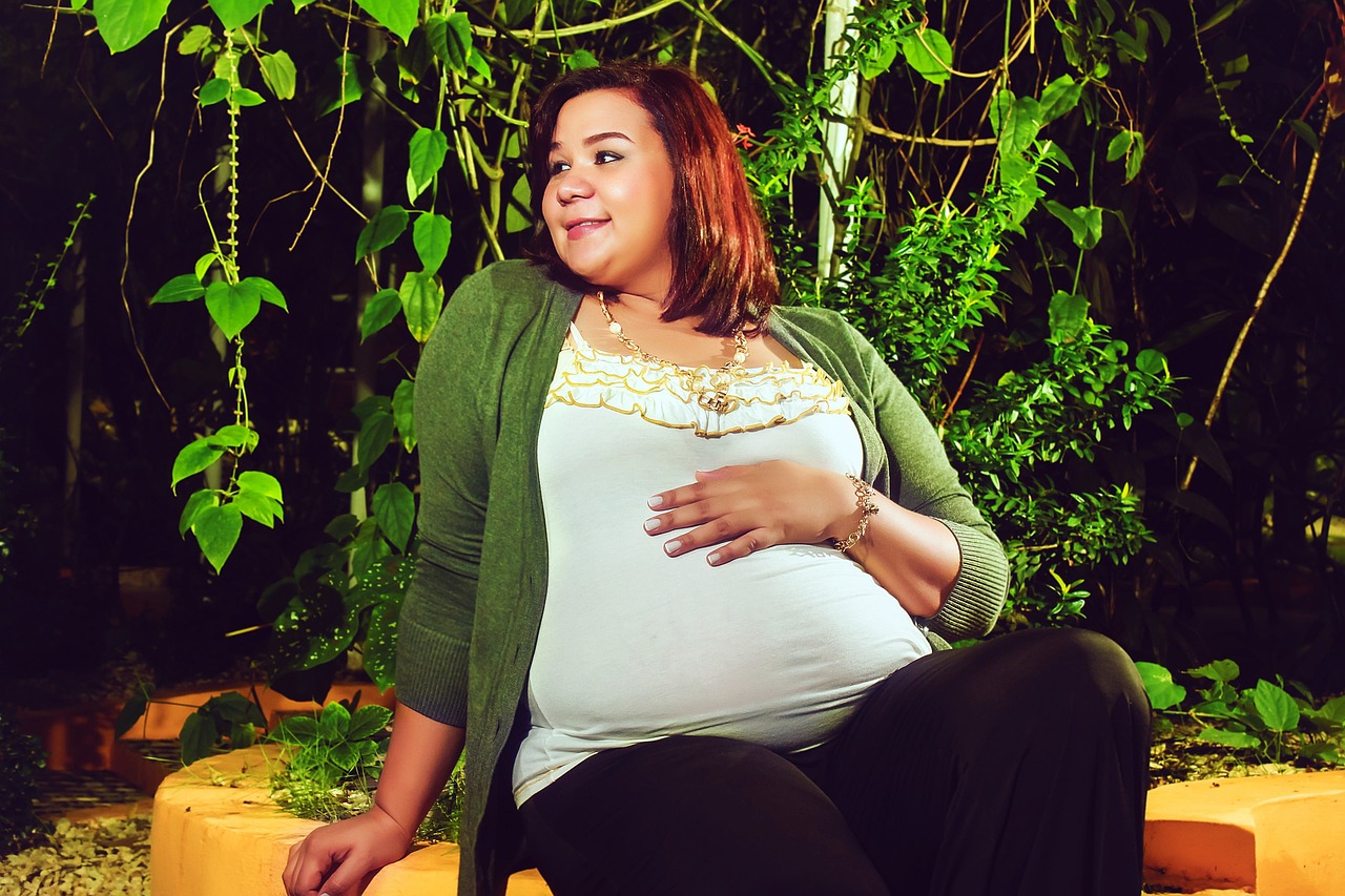 《拯救乳房》影视解说, 如何理解剧中情感纠葛与治疗过程？