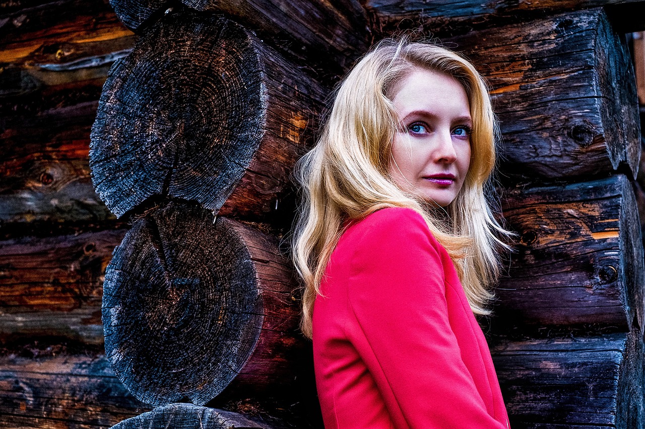 《地心历险记》影视解说：探险旅程的惊险刺激，科学幻想与现实交织