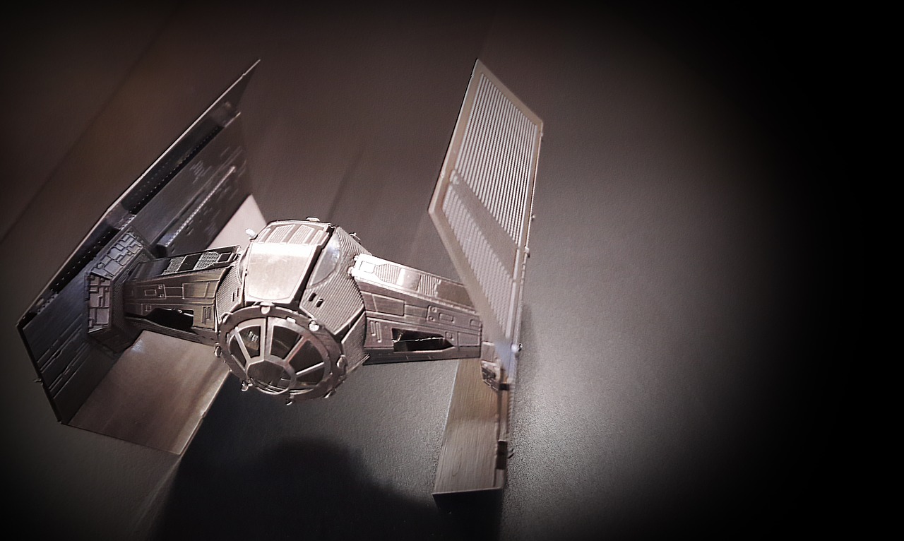 《星际特工：千星之城》影视解说：揭秘特效制作, 解析剧情深度, 评价演员表现