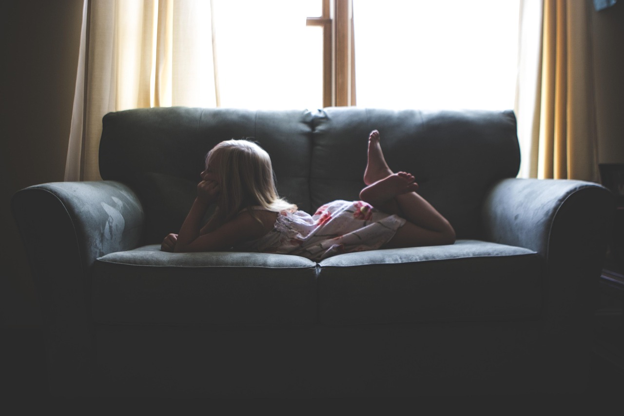 《萝莉的时间》影评:情感深度解析,观影体验如何? 《萝莉的时间》影评:情感深度解析,观影体验如何?