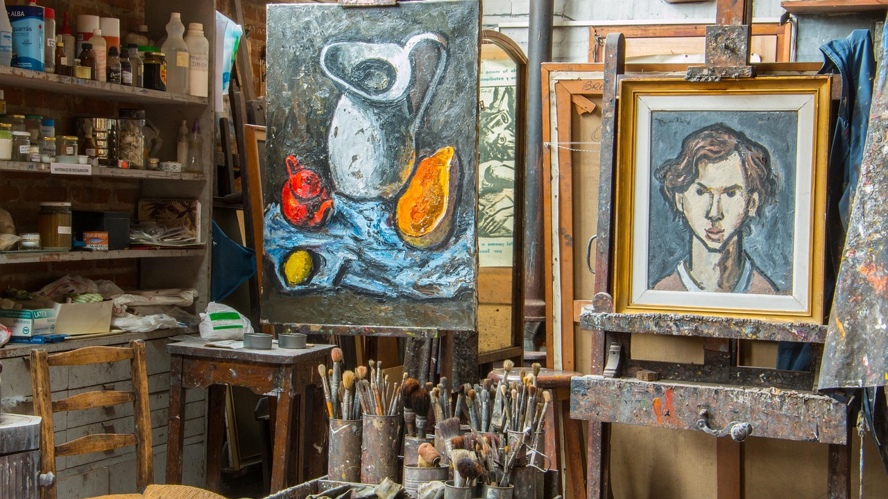 《妖怪手表》影评：如何理解这部动画电影的深层含义，它适合孩子观看吗？