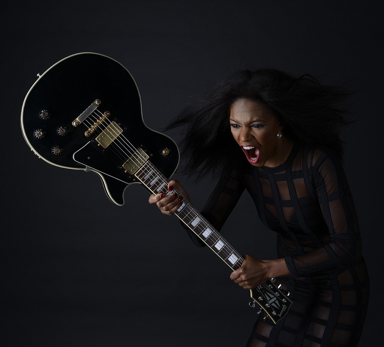 《逮捕令》影评：深度解析, 情感冲击与社会反响如何？