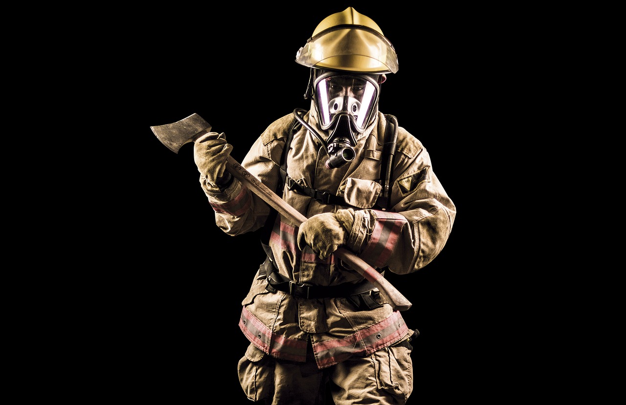 《投名状》影评:历史战争片的深度剖析,情感纠葛与战争残酷性的探讨 《投名状》影评:历史战争片的深度剖析,情感纠葛与战争残酷性的探讨