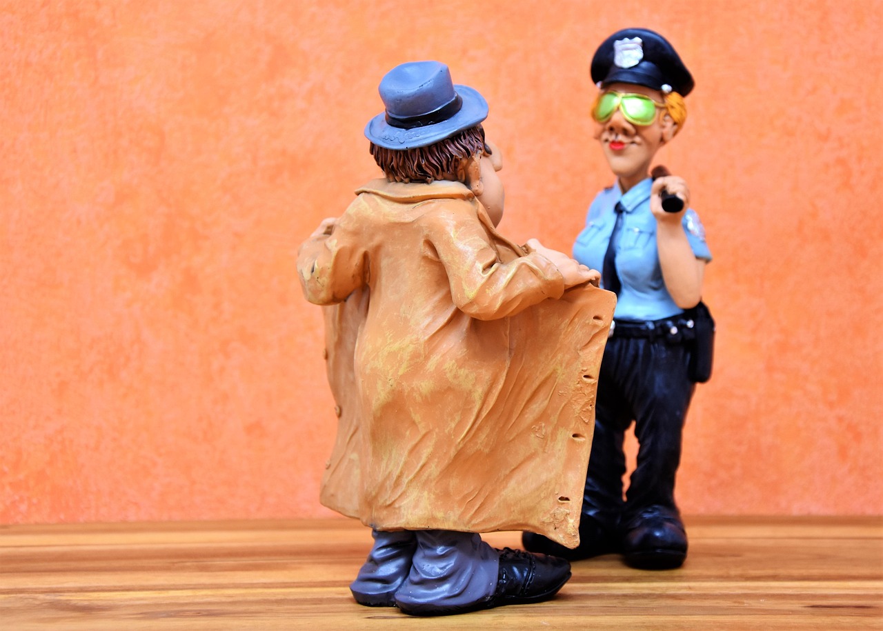 《警察故事3：超级警察》影评，动作片迷必看？成龙如何演绎超级警察？