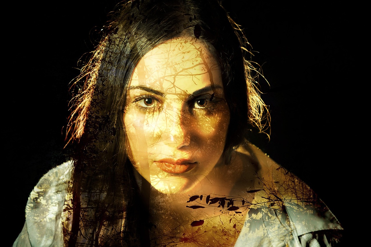 《小玩意》影评：电影艺术与现实生活碰撞，观众如何感受？