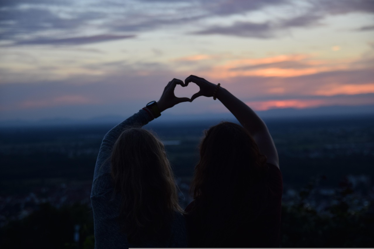 《劳工之爱情》影评:如何理解电影中的社会背景?为何它值得一看? 《劳工之爱情》影评:如何理解电影中的社会背景?为何它值得一看?